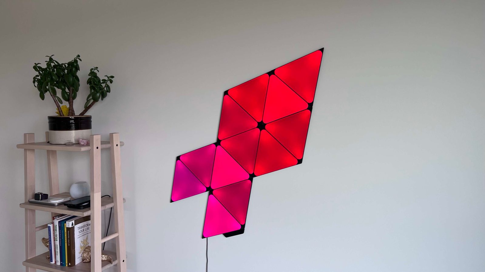 Nanoleaf Ultra Black HomeKit lights hands-on