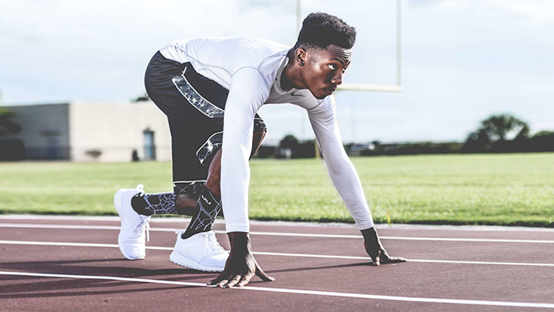 Athlete getting ready to run