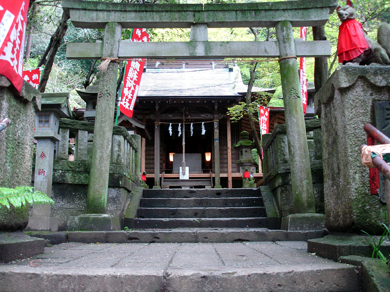 File:Sasuke Inari Shrine.jpg