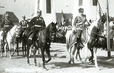 Am 2. April 1906 führt Kaiser Wilhelm persönlich das Regiment in die Stadt.