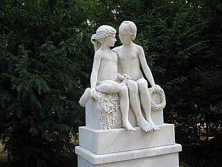 Kinderbrunnen - zwei "Kranzwindende Kinder"