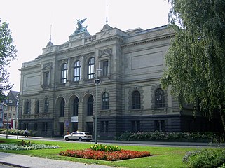 Kaiser-Wilhelm-Museum, Westwall