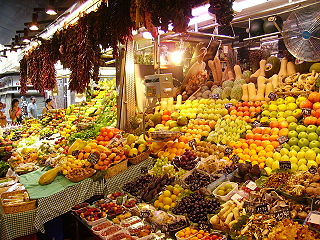 Català: Parada de fruita English: Fruit stall