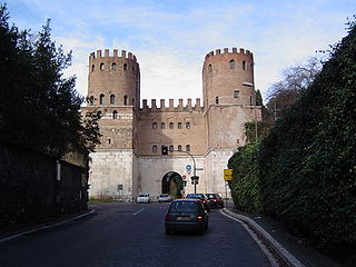 Porta San Sebastiano (Porta Appia), facciata esterna