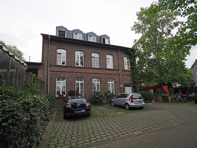 File:2019 09 01 Freie evangelische Gemeinde (Krefeld) (6).jpg