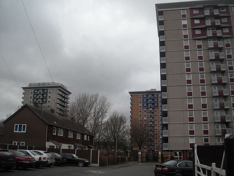 File:Tatton Road, Handforth - panoramio.jpg