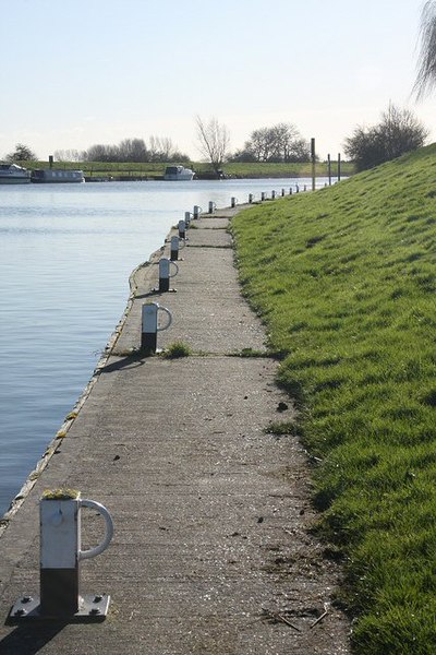 File:Mooring posts at Denver - geograph.org.uk - 685583.jpg