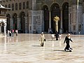 The Courtyard, Islamic art