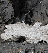 Snow Tunnel (31260540560).jpg