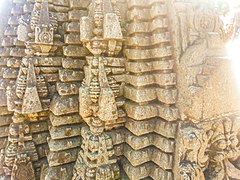 Chennakeshava temple Belur 275.jpg