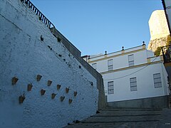 Español: Muralla musulmana y Calzada romana, Olvera.