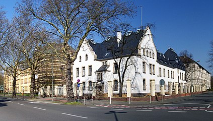 alte Kaserne der Krefelder Tanzhusaren, Westparkstraße