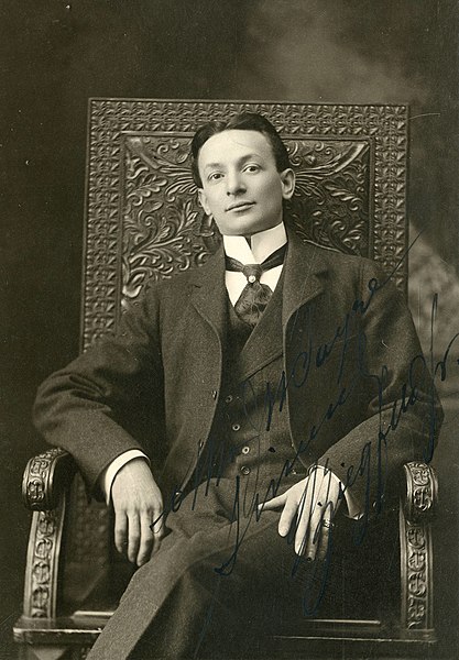 File:Florenz Ziegfield, Jr, producer (SAYRE 11878).jpg