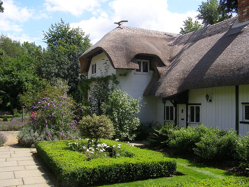 File:OldThatch-0491.JPG