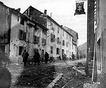 SC 196160 - French troops of 3rd Inf. Div., 7th Army, Alg., move through first town liberated in new French drive.jpg