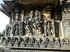 Hoysaleshwara temple, Halebidu 817.jpg