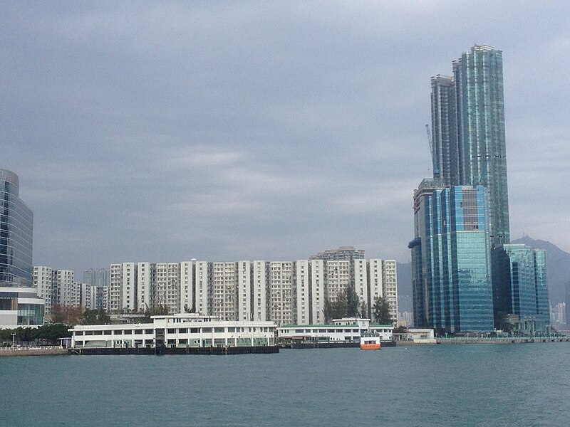 File:Hung Hom Pier 04-02-2017.jpg