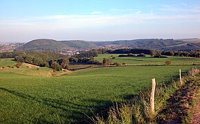 20080928330DR Panorama von Freital-Weißig nach Osten.jpg