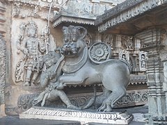 Chennakeshava temple Belur 30.jpg