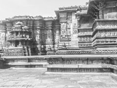 Chennakeshava temple Belur 715.jpg