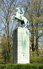 Denkmal für die gefallenen Husaren, 1929, Grafschaftsplatz