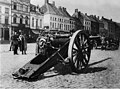 German soldiers with captured British QF 4.7 inch field gun during World War I