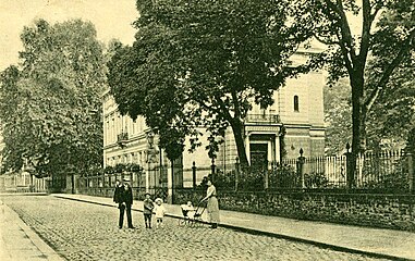 Blick auf Haus Heyes von der Steckendorfer Straße um 1916.