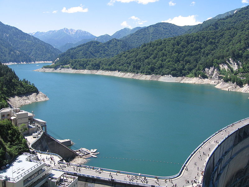 File:Lake Kurobe 1-1.jpg