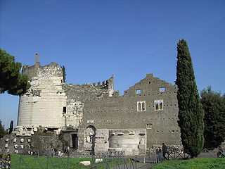 Via Appia Antica, Mausoleo di Cecilia Metella e Castrum Caetani