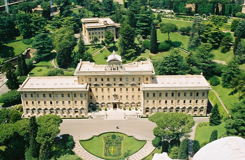 File:Roma-villa.jpg