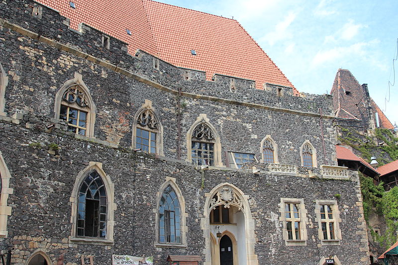 File:Grodziec castle 2014 P01.JPG