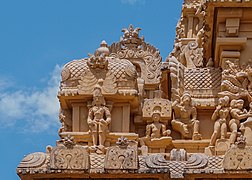 Brihadeeswarar Temple 3406.jpg