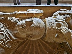 Figura yacente del abad Santo Domingo de Silos (detalle), Monasterio de Santo Domingo de Silos.jpg