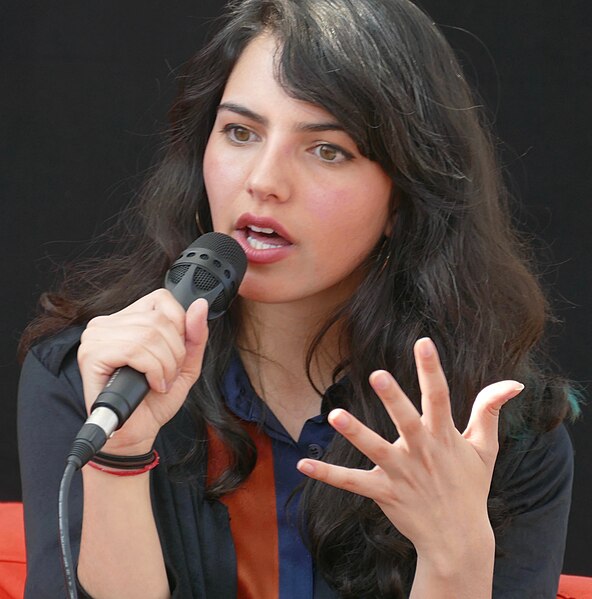 File:Fatima Farheen Mirza 2019 -1 (cropped).jpg