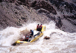 Rafting Cataract Canyon