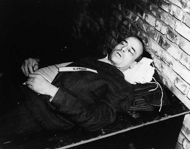 File:Dead hansfrank.jpg