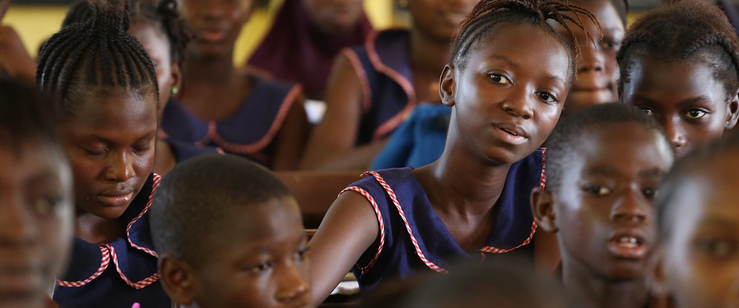 Devenir une Banque meilleure - Photo : des élèves dans une école en Sierra Leone. Photo © Dominic Chavez/Banque mondiale