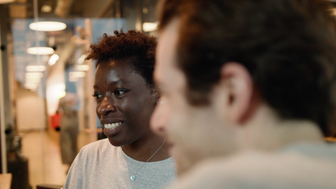 Meet Omolola: from Midwifery to Coding at Le Wagon London (thumbnail)