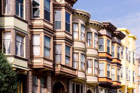 bay windows on edwardian houses in san francisco