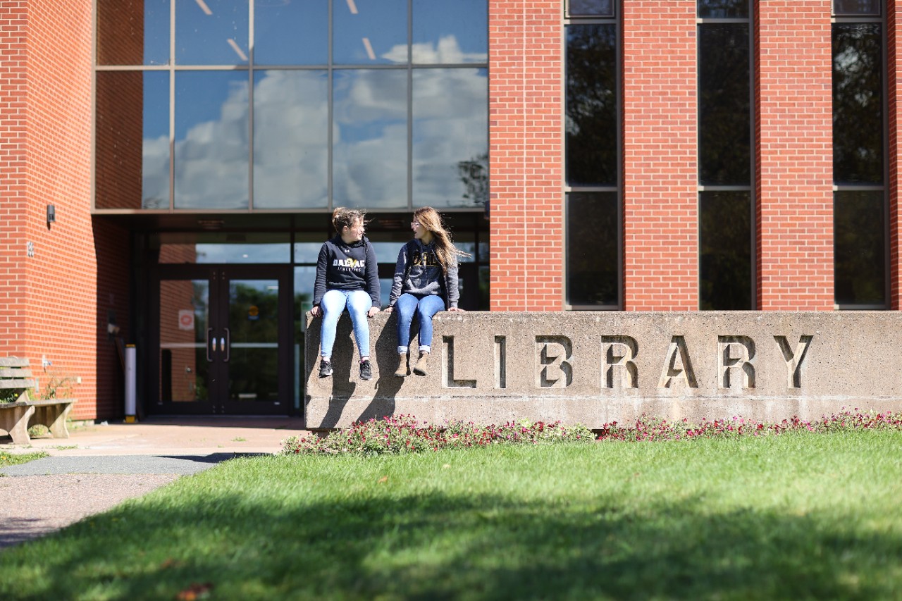 Dal Students on campus