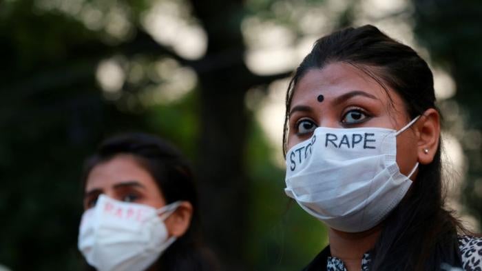 202010asia_bangladesh_rape_student_protest