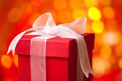 Give the gift of a Roth IRA