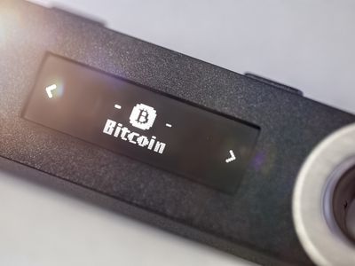 A digital hardware wallet for storing bitcoin