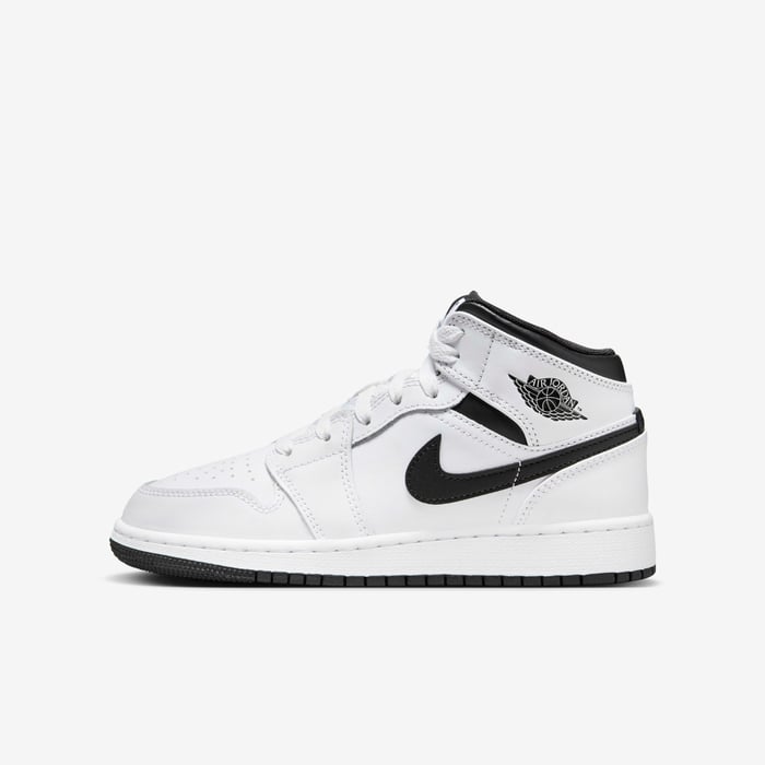 Air Jordan 1 Mid image number 0