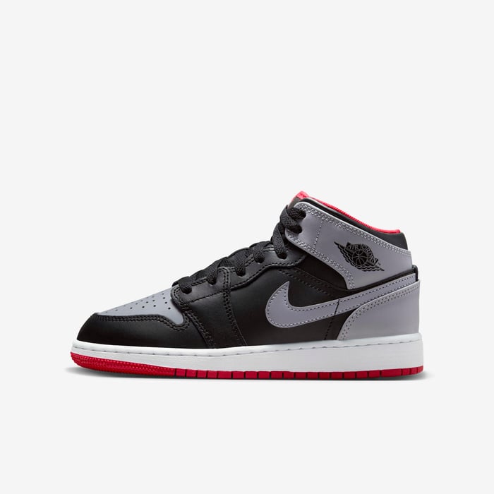 Air Jordan 1 Mid image number 0