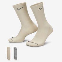 Nike Everyday Plus