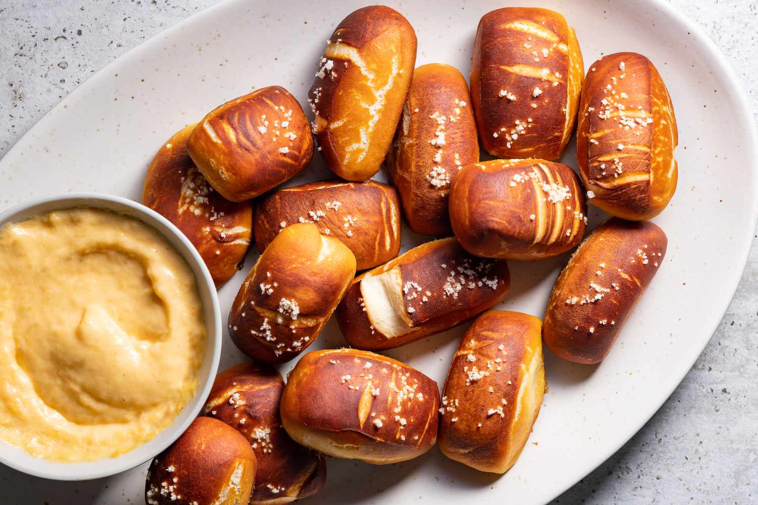 Soft pretzel bites