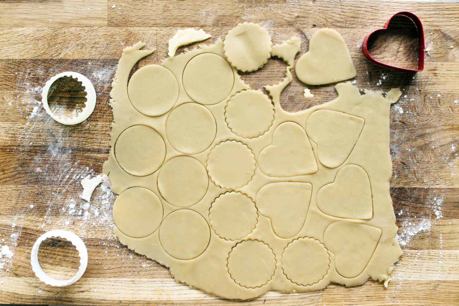 step by step sugar cookie — cut out cookies