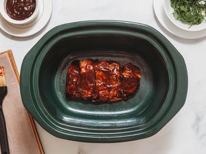 Crockpot barbecued style ribs recipe