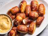 Soft pretzel bites